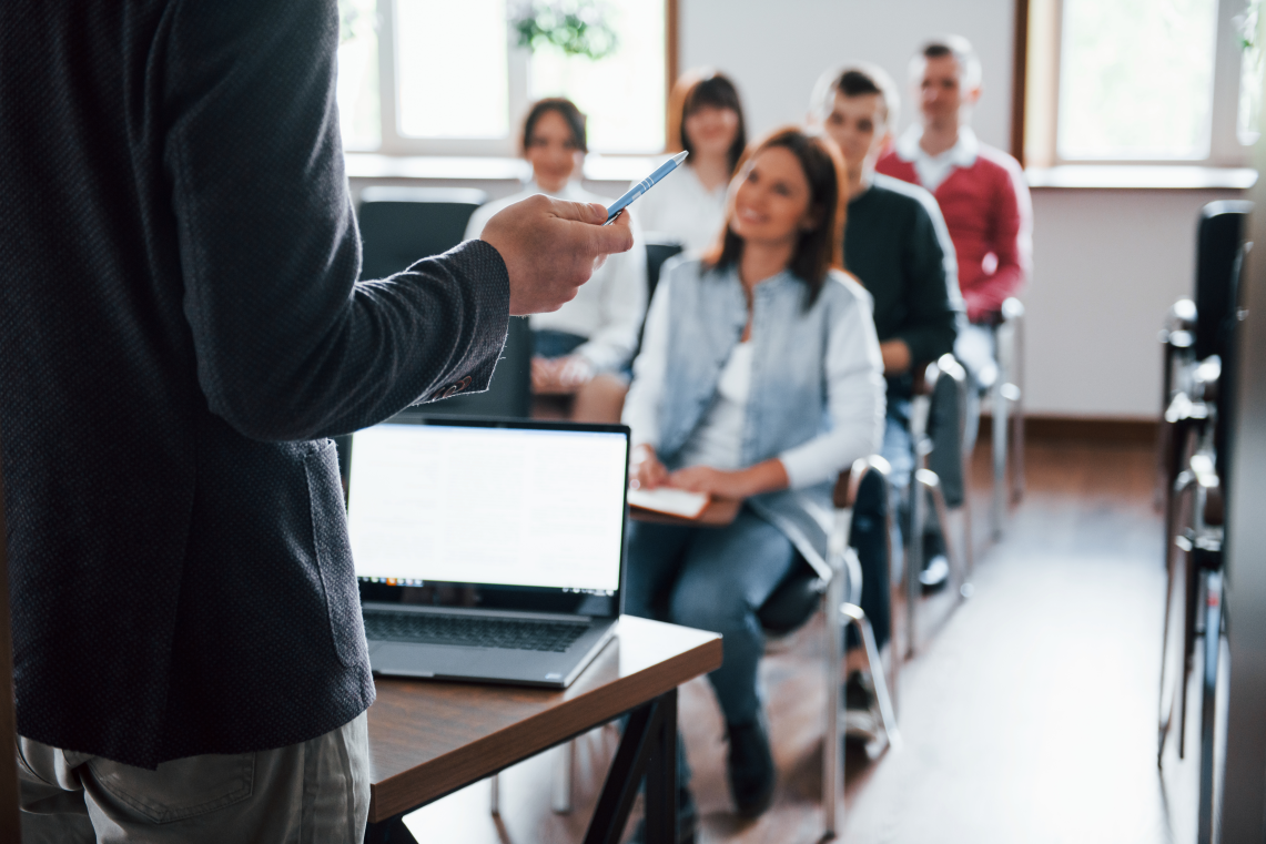 Cursos presenciales con certificación oficial