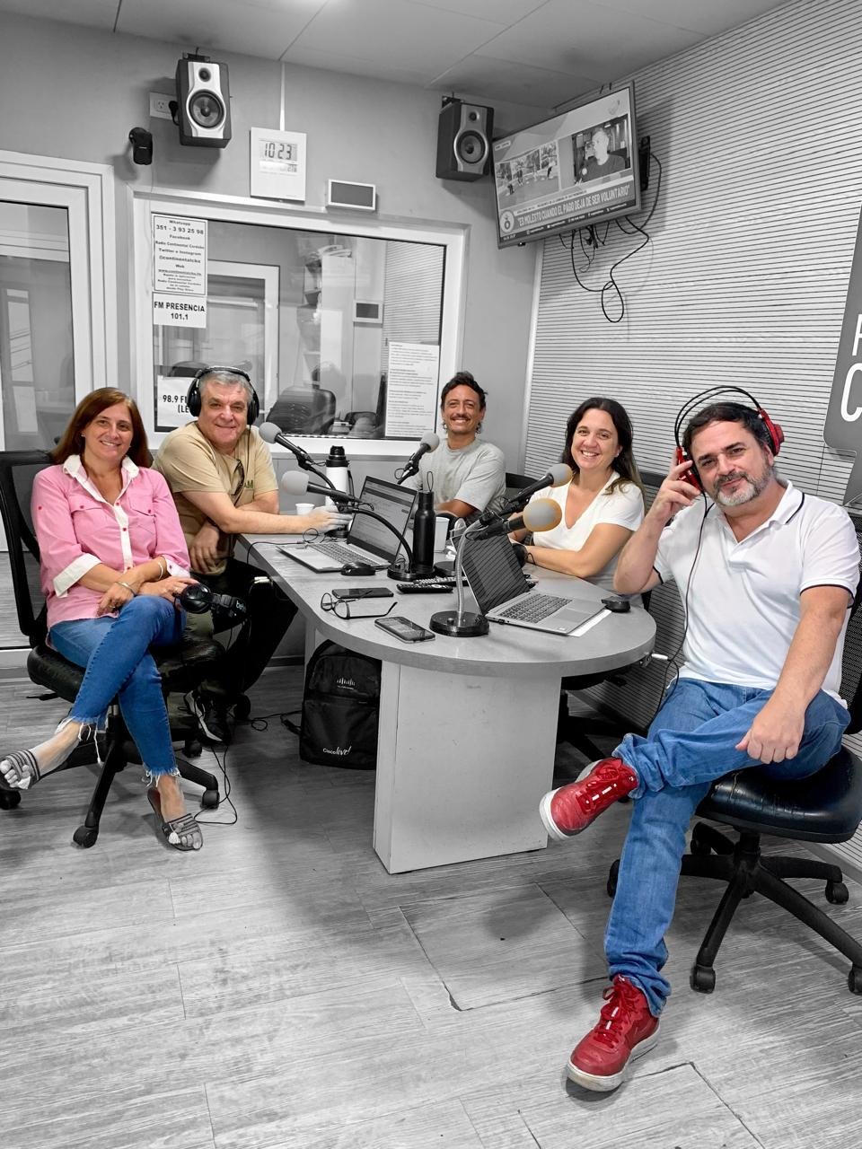 RADIO CONTINENTAL: Siestas bajo el encanto de estrellas