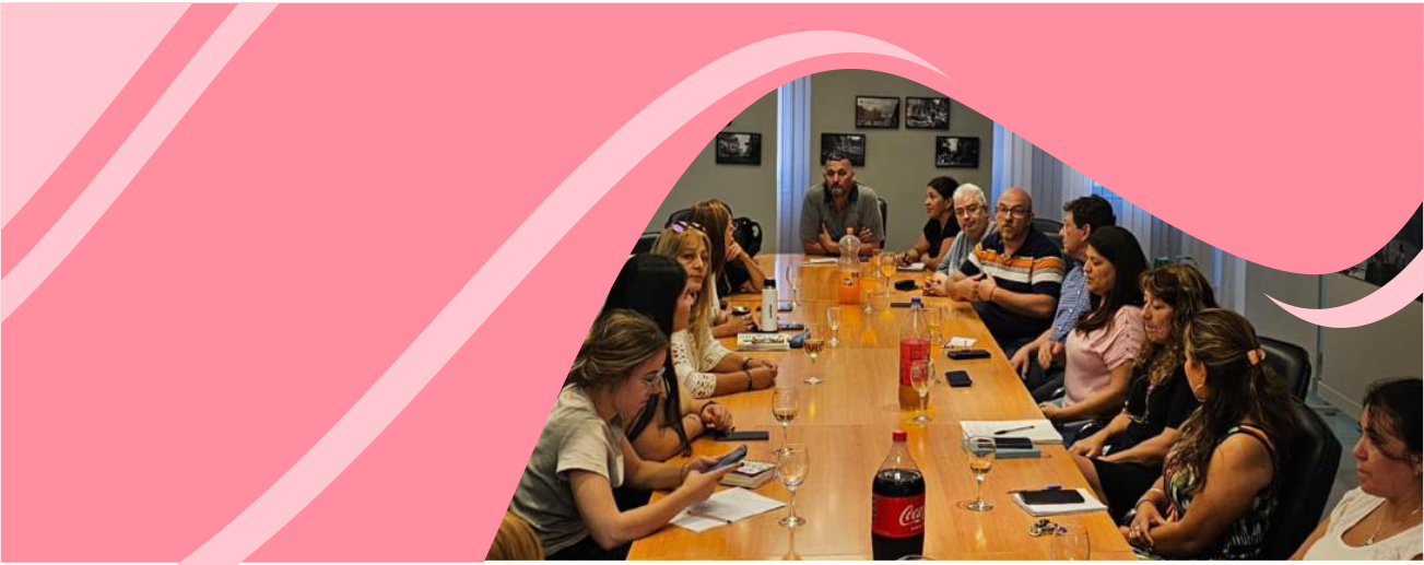 Primera reunión de la secretaría de la mujer