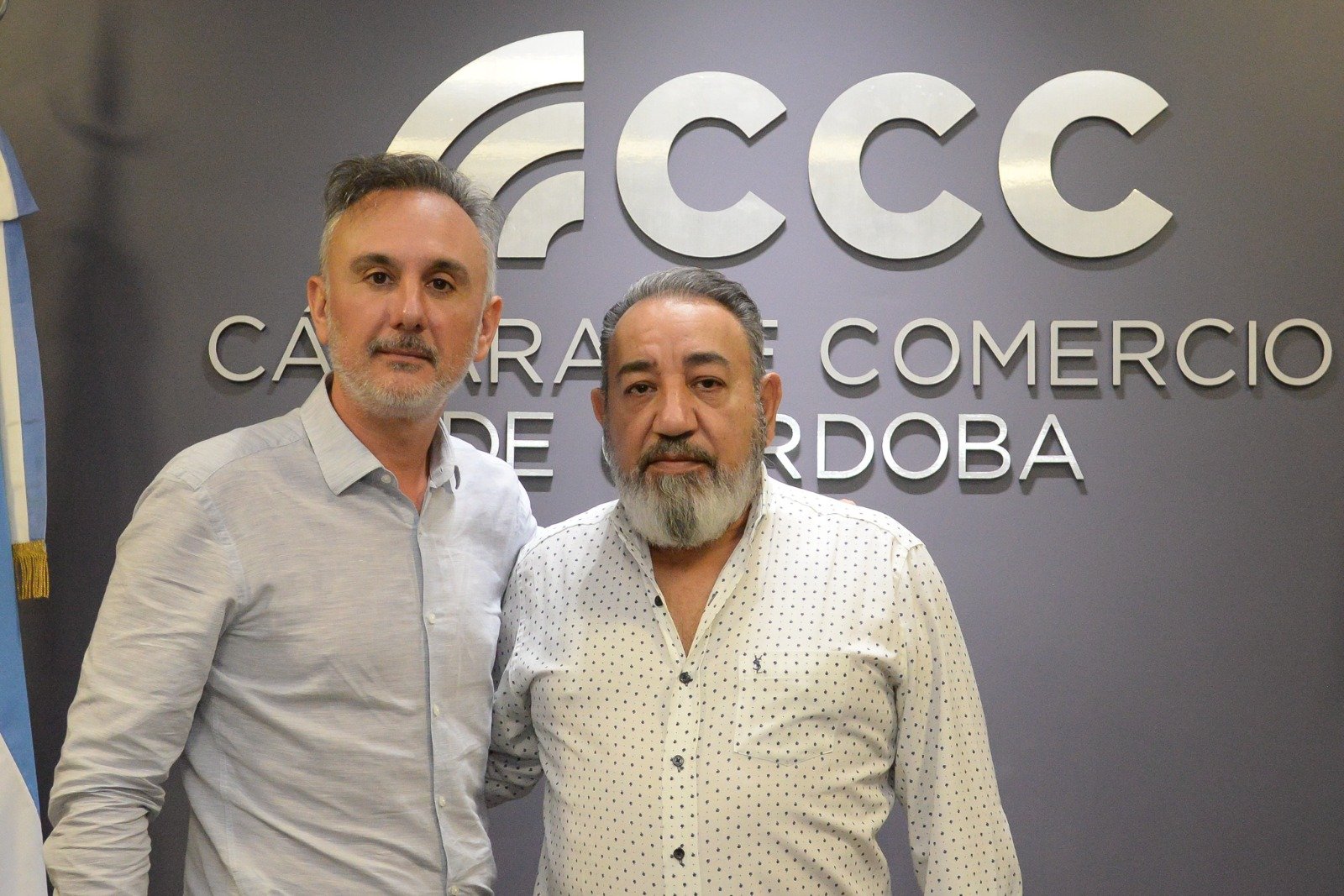 firma convenio Imagen Local