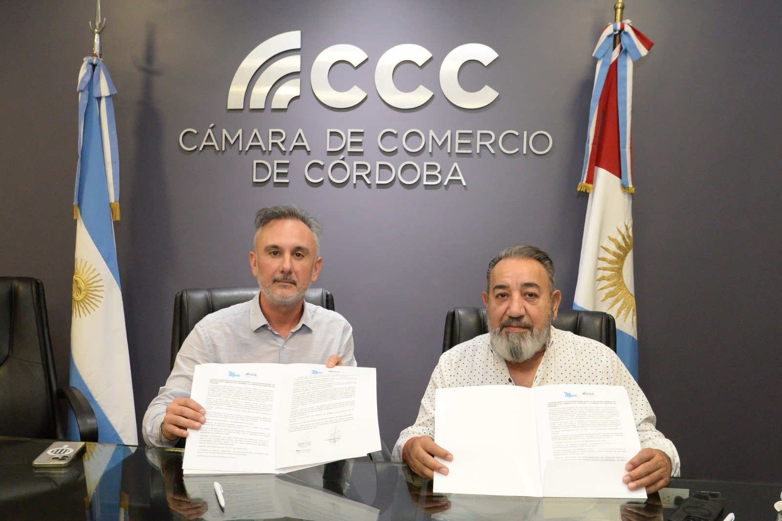 firma convenio Imagen Local